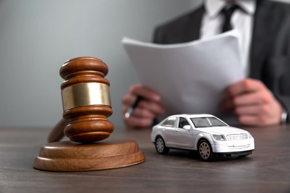 Car Accident Lawyer in Toronto: Why Kamyab Law is Your Best Choice